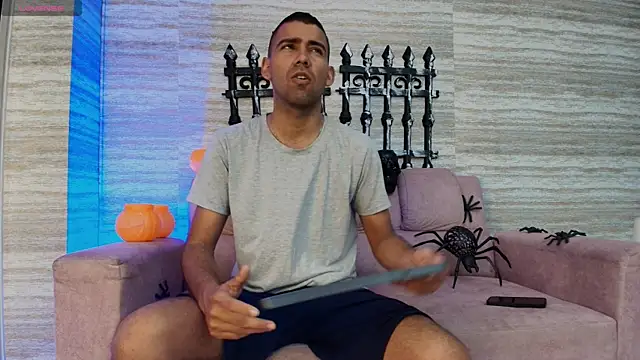 magnus serket online show from 22, 10, 2025