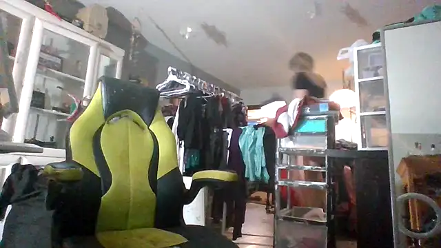 flavi1996 online show from 23, 12, 2025