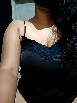 DiyaRoy49 online show from 22, 4, 2026