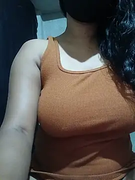 Snapshot of DiyaRoy49 chatting on 14, 5, 2026 DiyaRoy49 online show from 14, 5, 2026