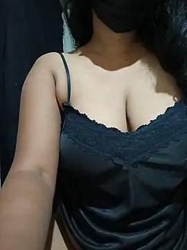 Snapshot of DiyaRoy49 chatting on 14, 6, 2026 DiyaRoy49 online show from 14, 6, 2026