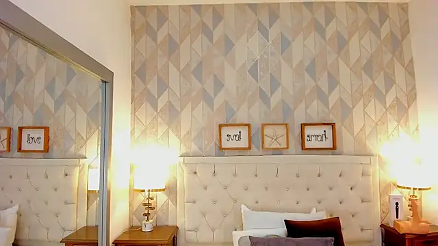 Snapshot of frehia_dimou chatting on 16, 2, 2026 frehia dimou online show from 16, 2, 2026