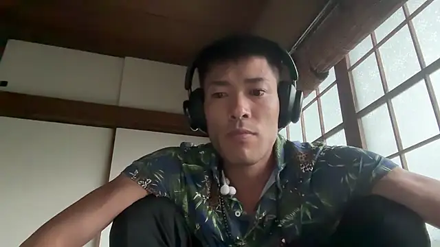 Snapshot of Bon-Nii chatting on 9, 6, 2026 Bon-Nii online show from 9, 6, 2026