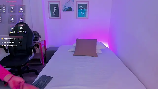 Snapshot of Anastasia_lauren chatting on 5, 12, 2025 Anastasia lauren online show from 5, 12, 2025