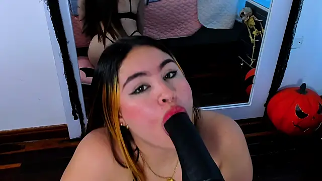 Snapshot of AdeleJhones chatting on 29, 10, 2025 AdeleJhones online show from 29, 10, 2025