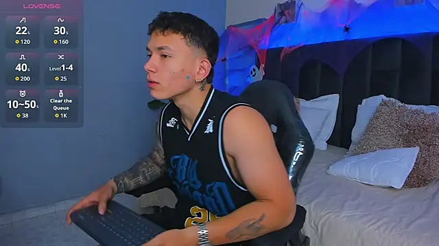 Thomas moon online show from 21, 10, 2025