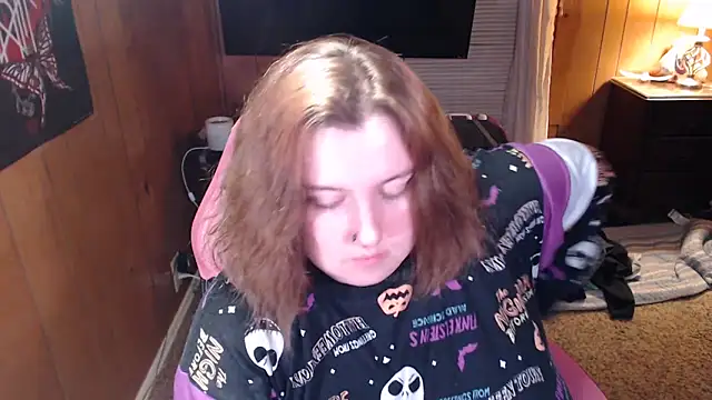 Snapshot of vanessraine chatting on 4, 2, 2026 vanessraine online show from 4, 2, 2026