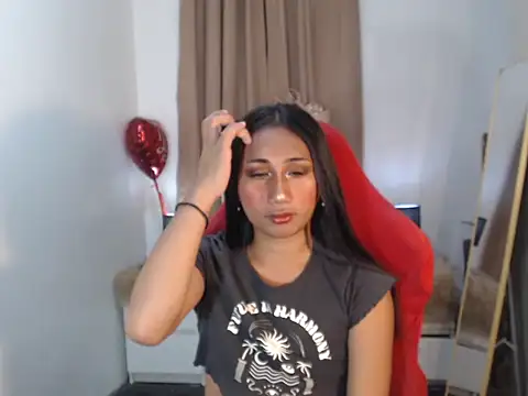 JuicyliciousBabe online show from 8, 3, 2026