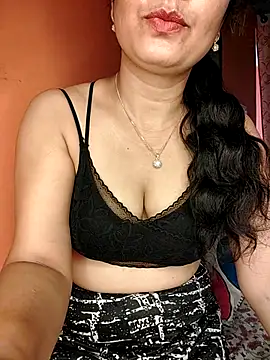 Snapshot of CUTE-PX chatting on 12, 9, 2025 CUTE-PX online show from 12, 9, 2025