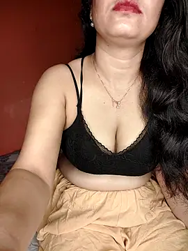 Snapshot of CUTE-PX chatting on 19, 9, 2025 CUTE-PX online show from 19, 9, 2025