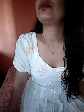 Snapshot of CUTE-PX chatting on 22, 9, 2025 CUTE-PX online show from 22, 9, 2025