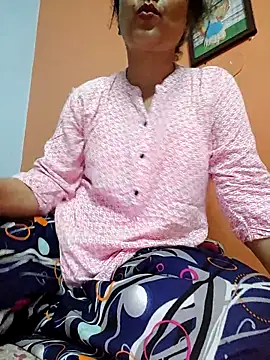 Snapshot of CUTE-PX chatting on 23, 9, 2025 CUTE-PX online show from 23, 9, 2025