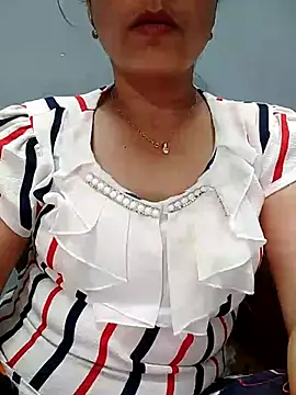 Snapshot of CUTE-PX chatting on 28, 9, 2025 CUTE-PX online show from 28, 9, 2025