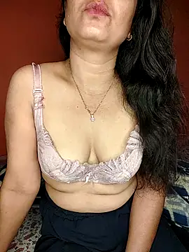 Snapshot of CUTE-PX chatting on 30, 10, 2025 CUTE-PX online show from 30, 10, 2025