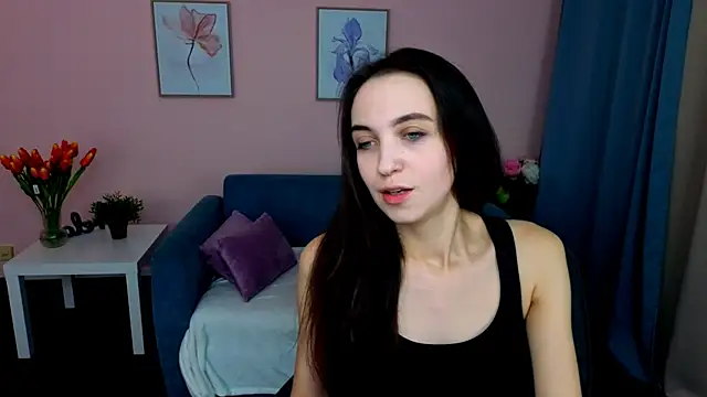 EllaSteele online show from 13, 10, 2025
