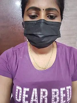 Snapshot of vasundhara26 chatting on 5, 7, 2026 vasundhara26 online show from 5, 7, 2026