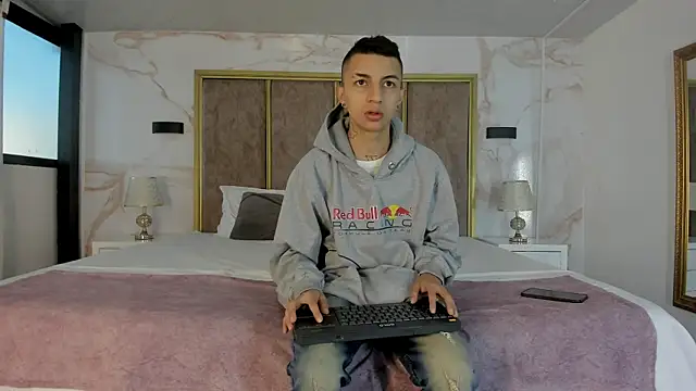 NickandAbby  online show from 9, 9, 2025