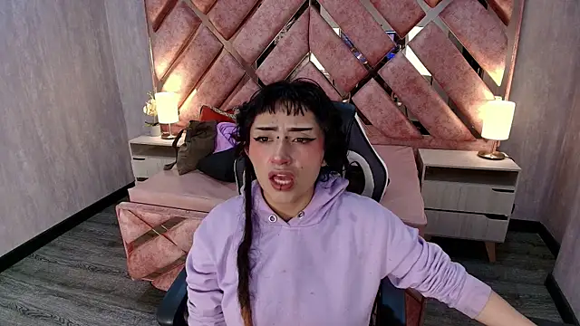 Babyyrasta666 online show from 12, 11, 2025