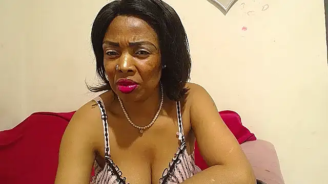 SEXYMOANSXX online show from 16, 11, 2025