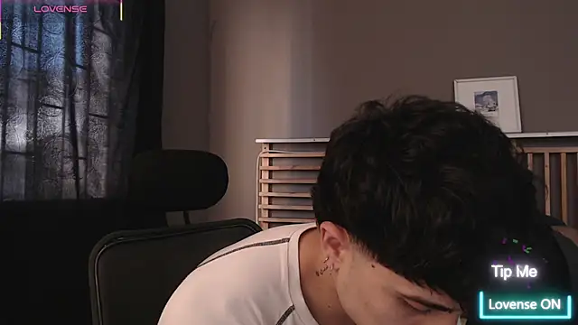 Snapshot of PaulEvens chatting on 27, 2, 2026 PaulEvens online show from 27, 2, 2026