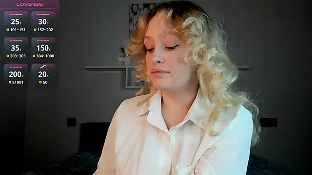 Julliakoill online show from 25, 11, 2025