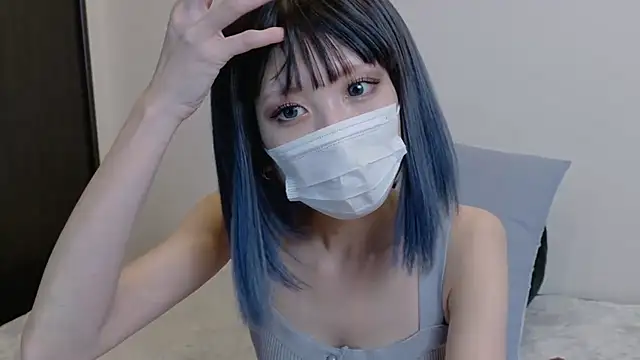 sarina at online show from 11, 7, 2026