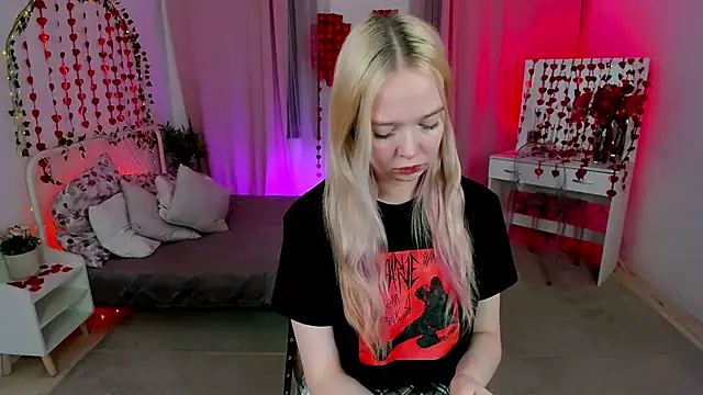 BellaMontgomery online show from 10, 2, 2026