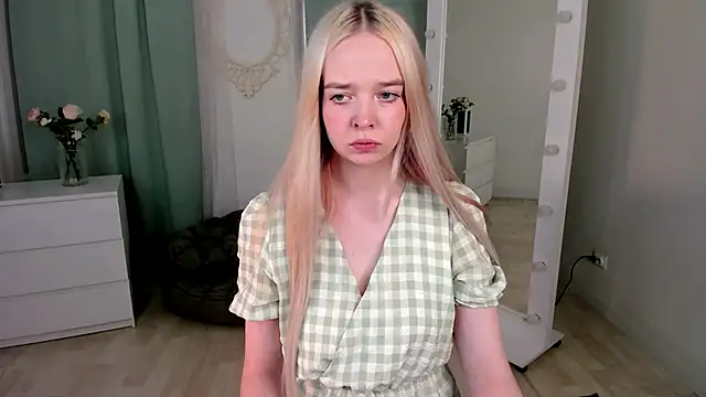 BellaMontgomery online show from 29, 4, 2026