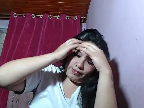 Snapshot of nina_kisslove chatting on 8, 9, 2025 nina kisslove online show from 8, 9, 2025