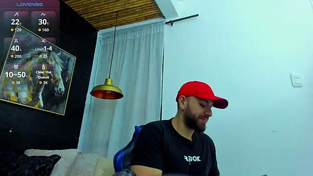 Maximo Wolff online show from 5, 11, 2025