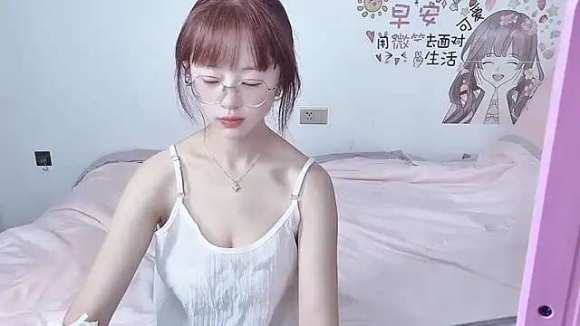 Snapshot of nini_a chatting on 3, 10, 2025 nini a online show from 3, 10, 2025