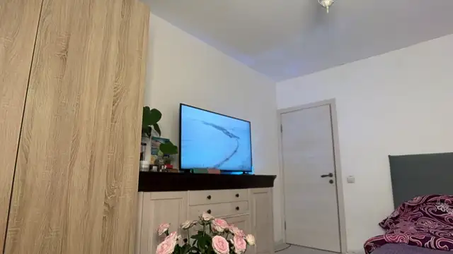 Snapshot of Miaswetty chatting on 14, 10, 2025 Miaswetty online show from 14, 10, 2025