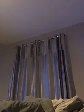 Snapshot of LollyLove_ chatting on 18, 10, 2025 LollyLove  online show from 18, 10, 2025