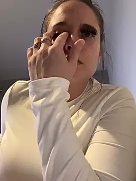 LollyLove  online show from 9, 4, 2026