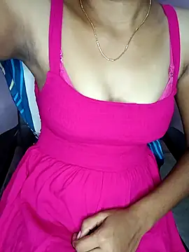 Nidhi lovely online show from 4, 2, 2026