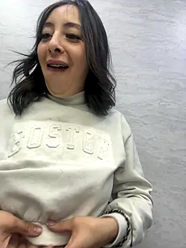 Savannah Monroe online show from 5, 11, 2025