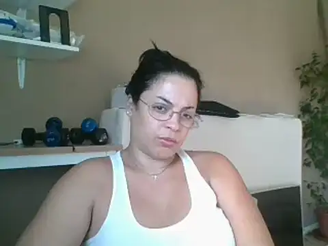 Snapshot of ITALIANASISIXX chatting on 3, 7, 2026 ITALIANASISIXX online show from 3, 7, 2026