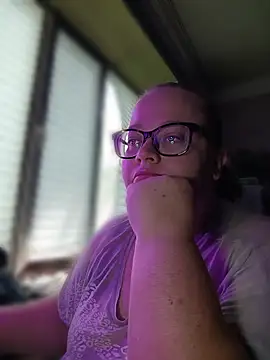 LillyWilly online show from 5, 8, 2026