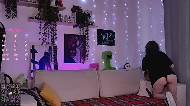 Lollyshy online show from 7, 2, 2026