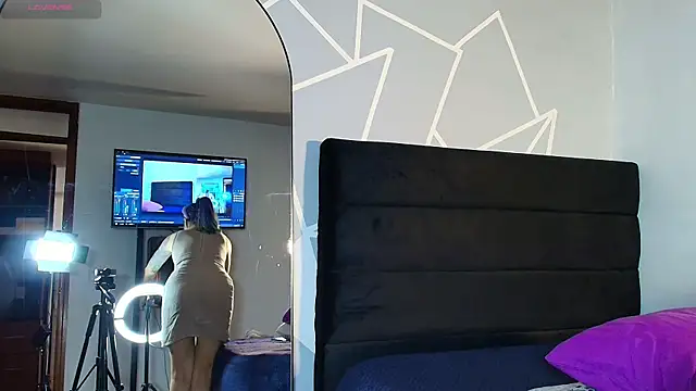 karlamoon23 online show from 2, 4, 2026