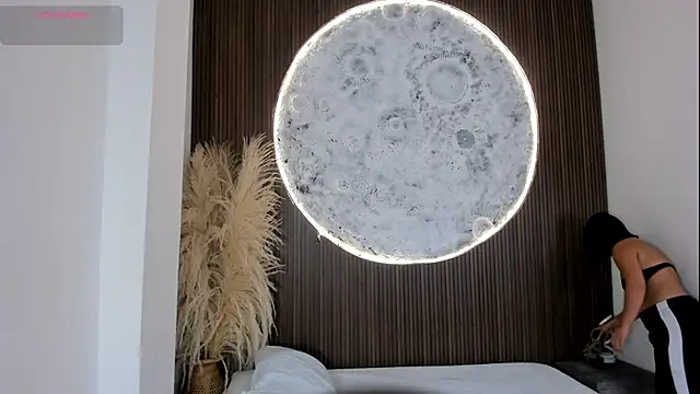 Snapshot of ShaniaDaniels chatting on 20, 2, 2026 ShaniaDaniels online show from 20, 2, 2026