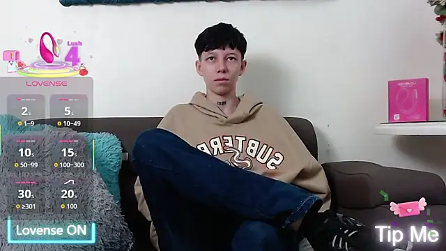 Snapshot of LiamBrown09 chatting on 7, 1, 2026 LiamBrown09 online show from 7, 1, 2026