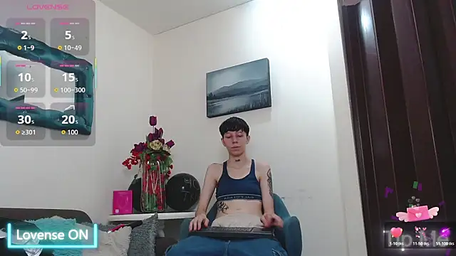 Snapshot of LiamBrown09 chatting on 3, 2, 2026 LiamBrown09 online show from 3, 2, 2026