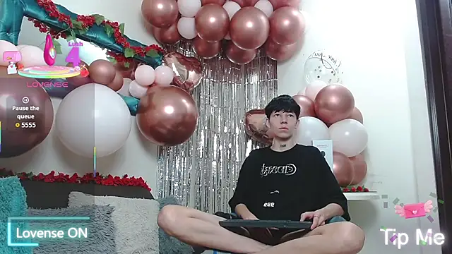 Snapshot of LiamBrown09 chatting on 16, 2, 2026 LiamBrown09 online show from 16, 2, 2026