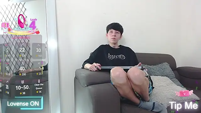 Snapshot of LiamBrown09 chatting on 20, 2, 2026 LiamBrown09 online show from 20, 2, 2026