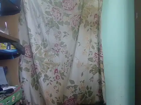 Snapshot of chicooxx chatting on 11, 10, 2025 chicooxx online show from 11, 10, 2025