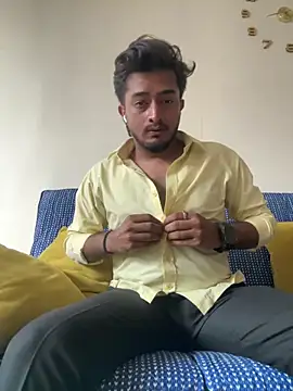 Snapshot of seenu2101 chatting on 25, 5, 2026 seenu2101 online show from 25, 5, 2026