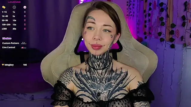 bunnykellyyy online show from 16, 4, 2026