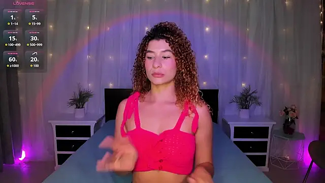 Evolet Bee online show from 15, 12, 2025