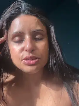 Angelaarayexx online show from 10, 5, 2026